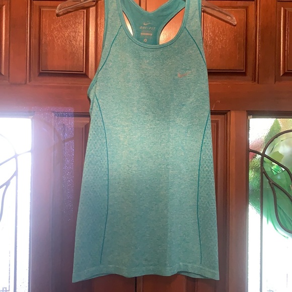 Nike Tops - Nike women’s Running tank top